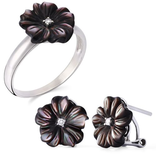 Conjunto com Par de Brincos e Anel com Madre Pérola Negra em Ouro Branco 18k 196462